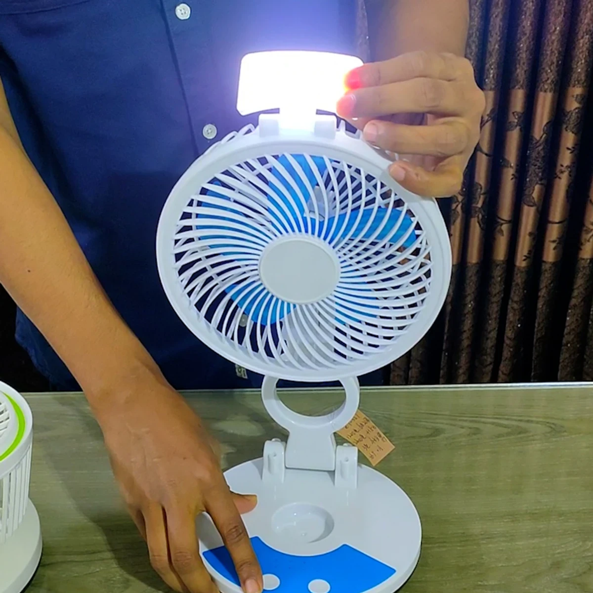 RECHARGEABLE TABLE FAN WITH LED LIGHT - Image 3