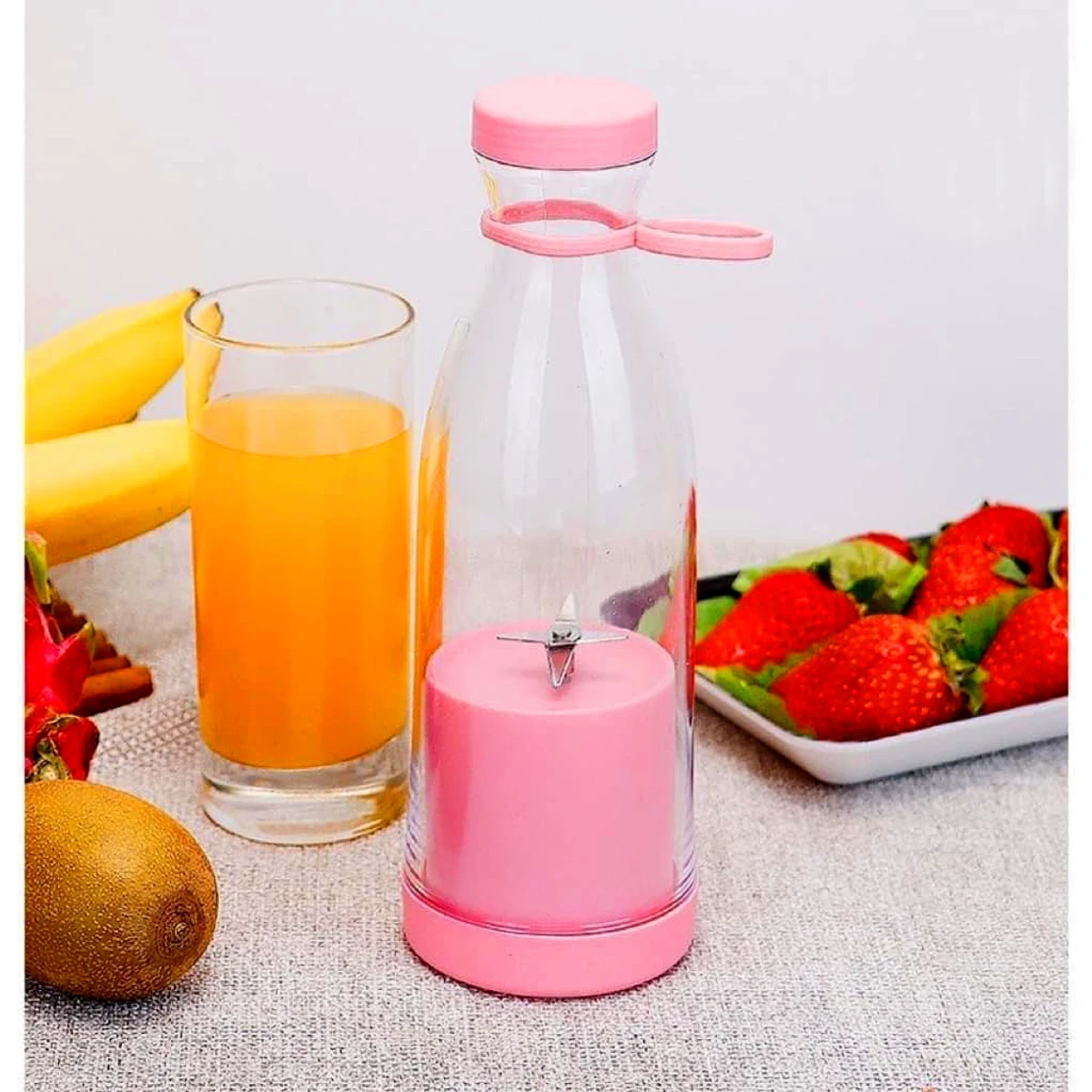 PORTABLE MINI JUICER BLENDER