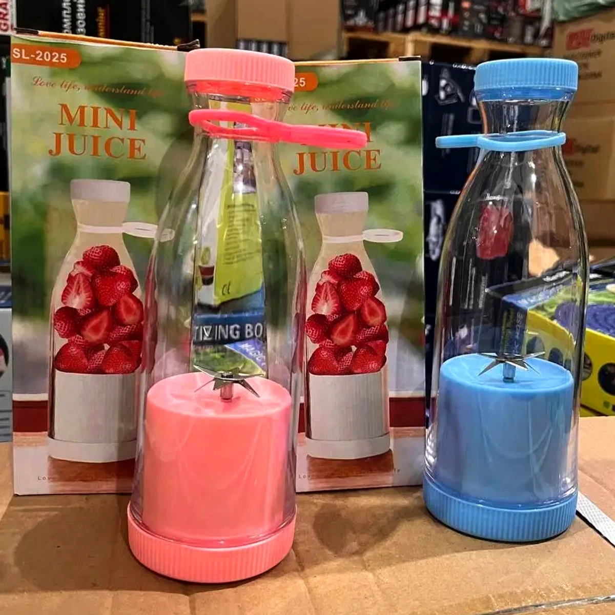 PORTABLE MINI JUICER BLENDER - Image 4